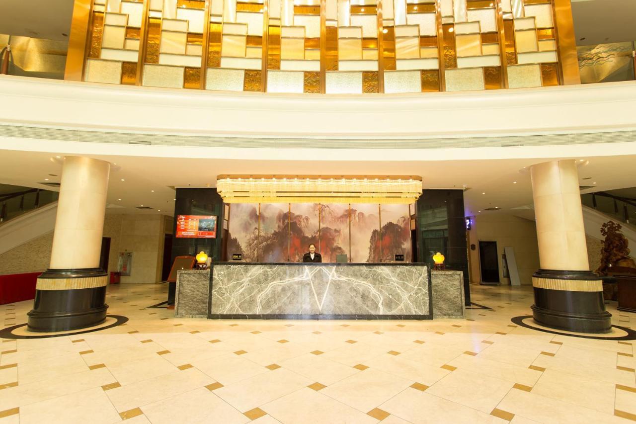 Guangzhou Nan Guo Hotel Екстериор снимка