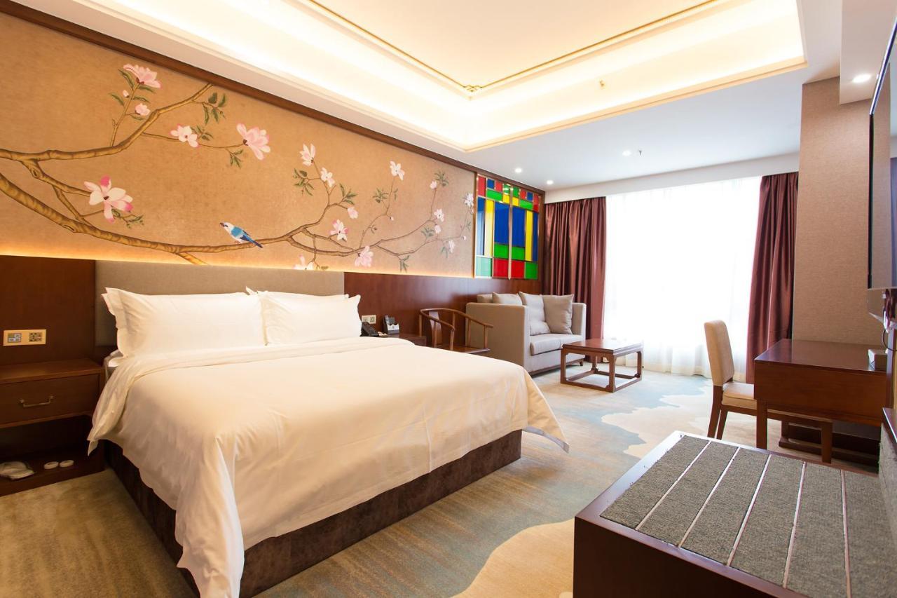 Guangzhou Nan Guo Hotel Екстериор снимка