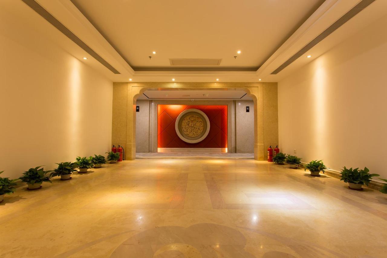 Guangzhou Nan Guo Hotel Екстериор снимка