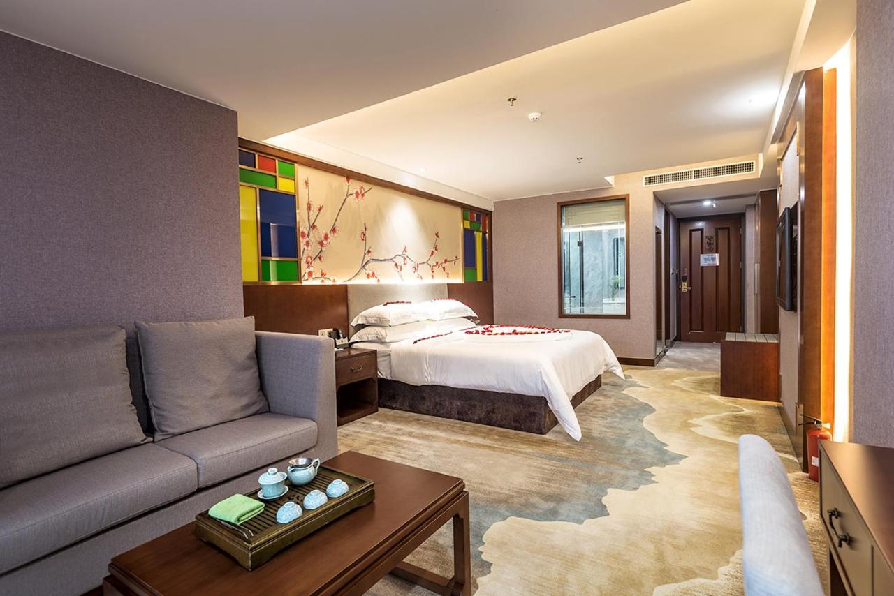 Guangzhou Nan Guo Hotel Екстериор снимка