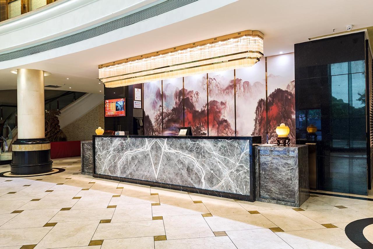 Guangzhou Nan Guo Hotel Екстериор снимка