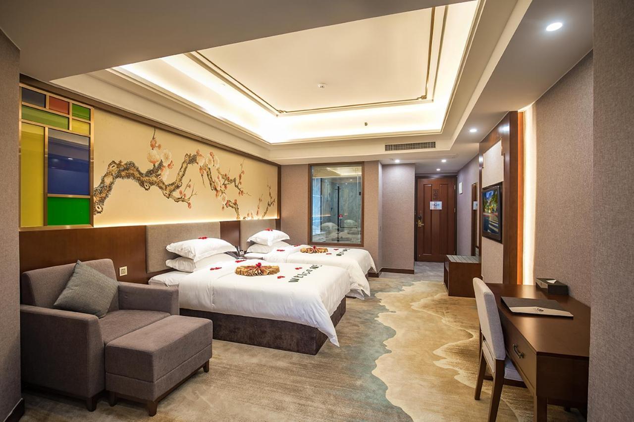 Guangzhou Nan Guo Hotel Екстериор снимка
